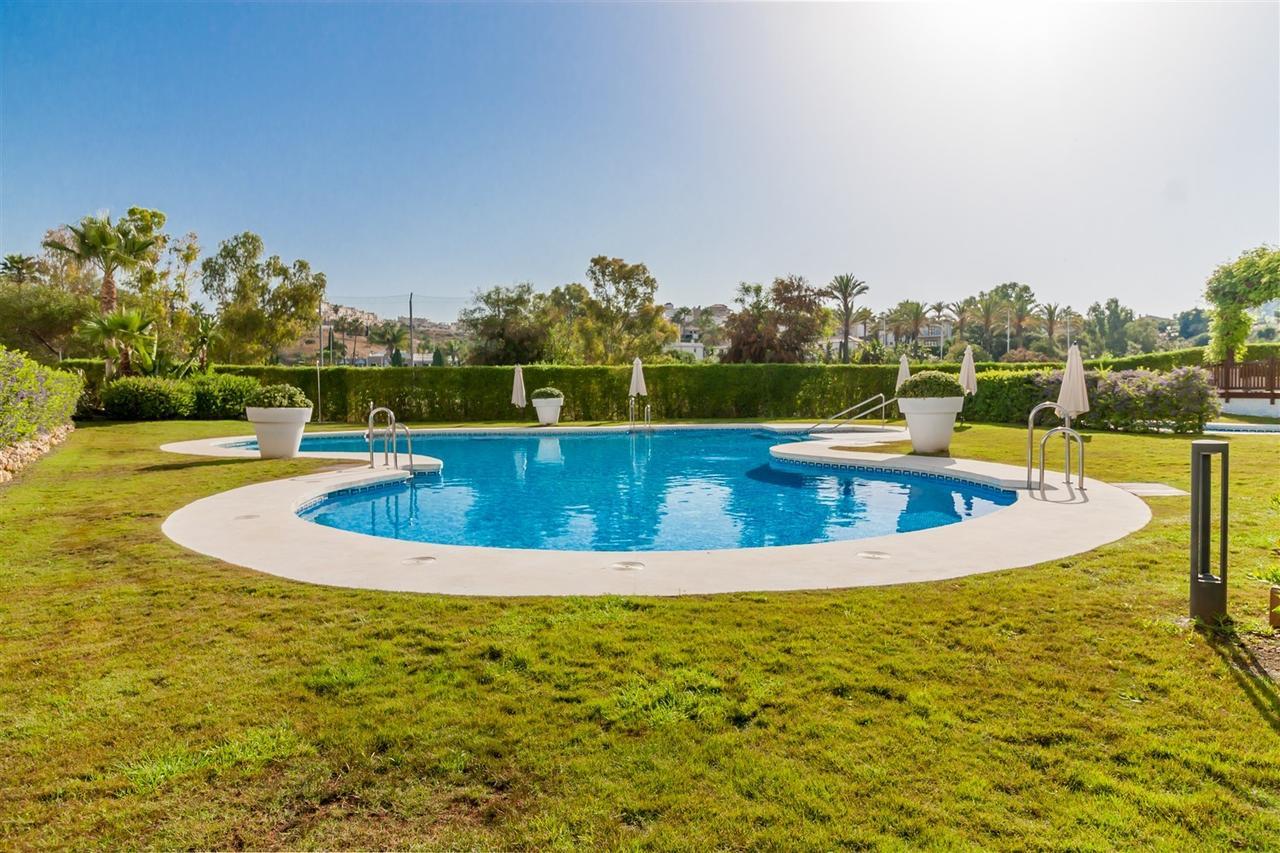 Golf Hill Estepona Canovas المظهر الخارجي الصورة