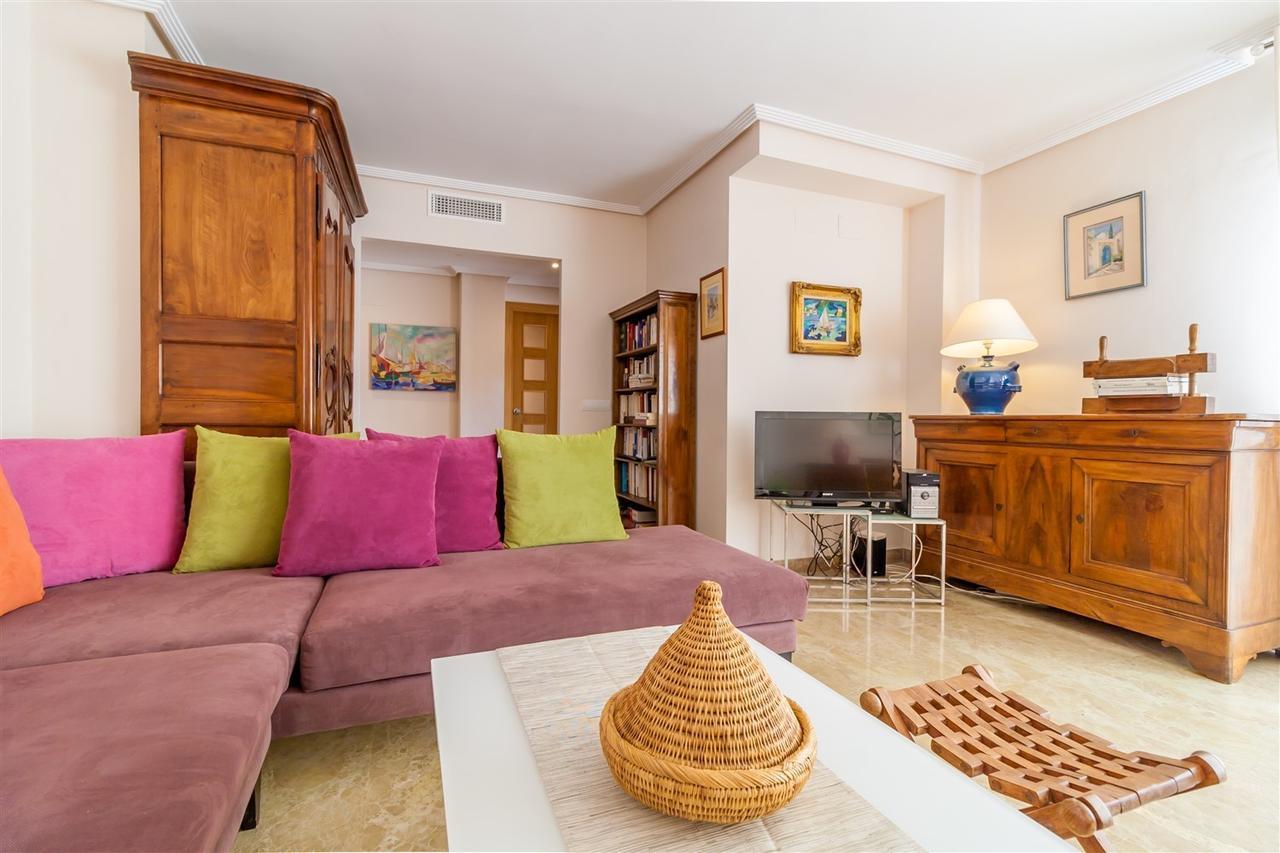 Golf Hill Estepona Canovas المظهر الخارجي الصورة